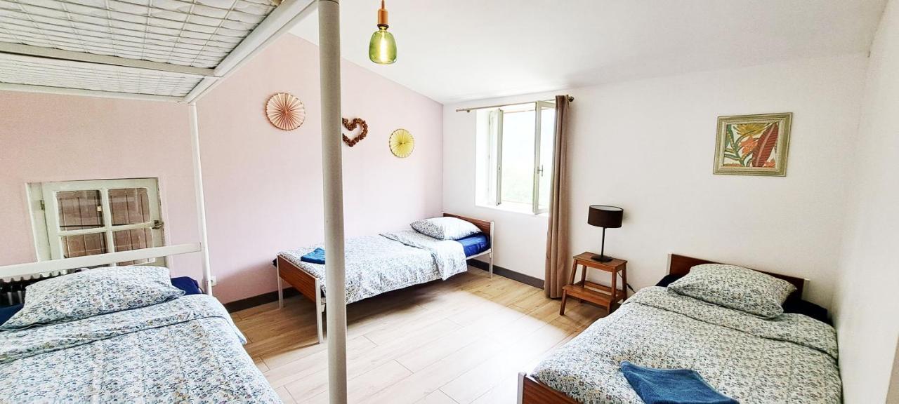 Le Mas Des Fontettes, Gite 14 Personnes, Piscine Chauffee, Propriete 5Ha, Barbecue Sahune Exterior foto
